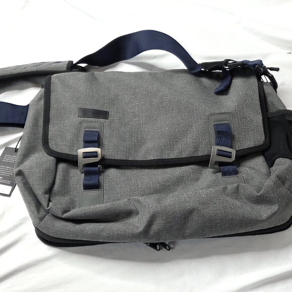 Timbuk2 Command Messenger Midway Bag NWT Gray - Picture 1 of 6